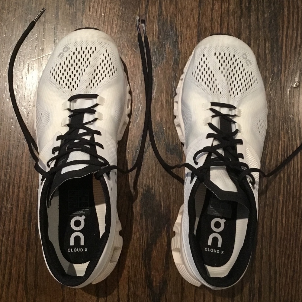 On Cloud X, Size 9, White/Black
